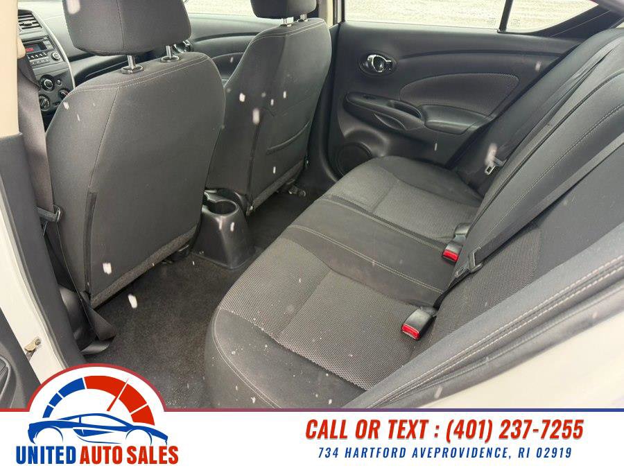 Used 2017 Nissan Versa SV image 10