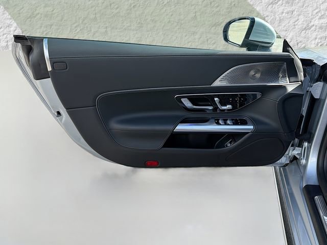 Used 2023 Mercedes-Benz SL 43 AMG image 19