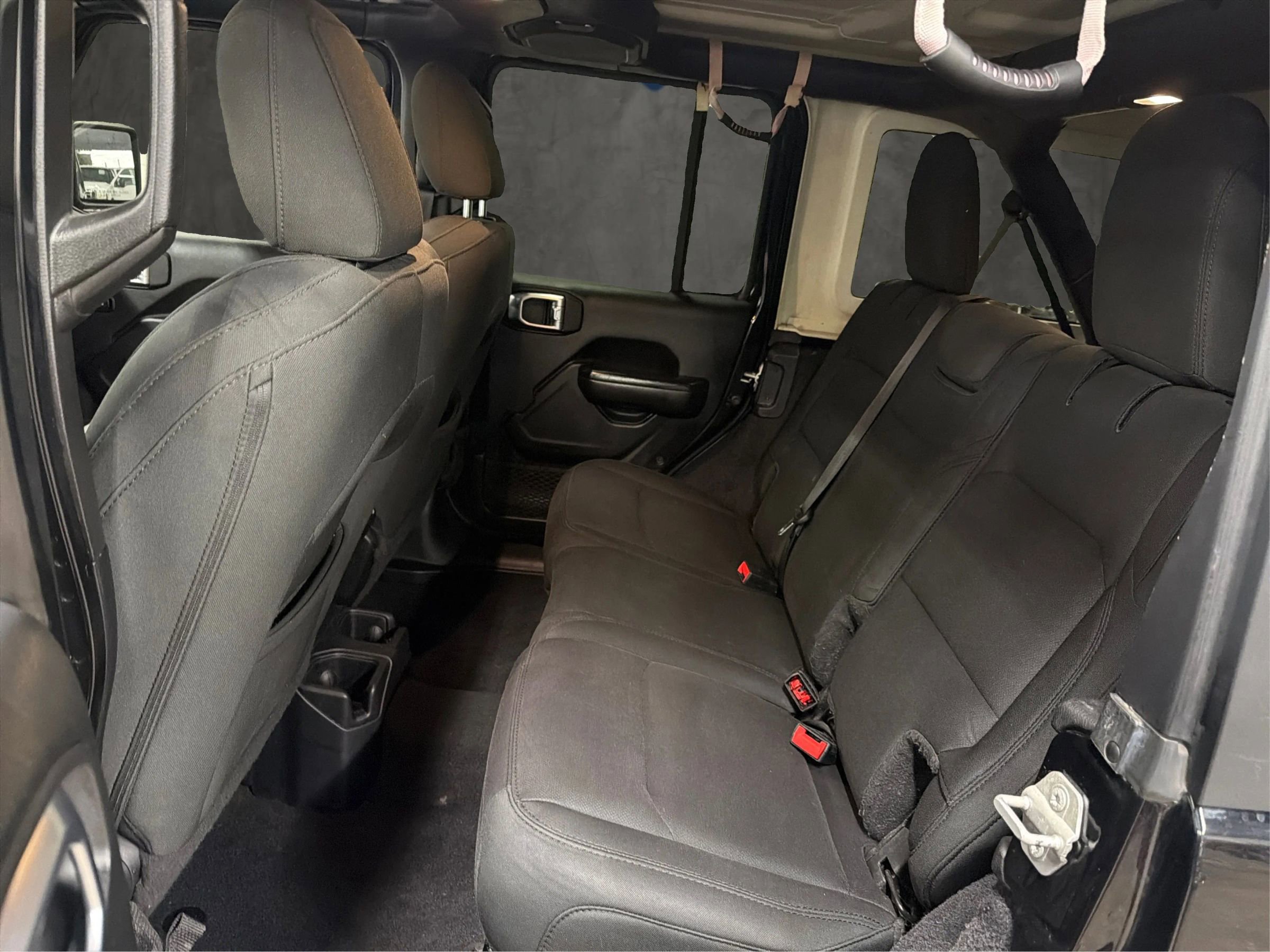 Used 2019 Jeep Wrangler Unlimited Sport S image 27