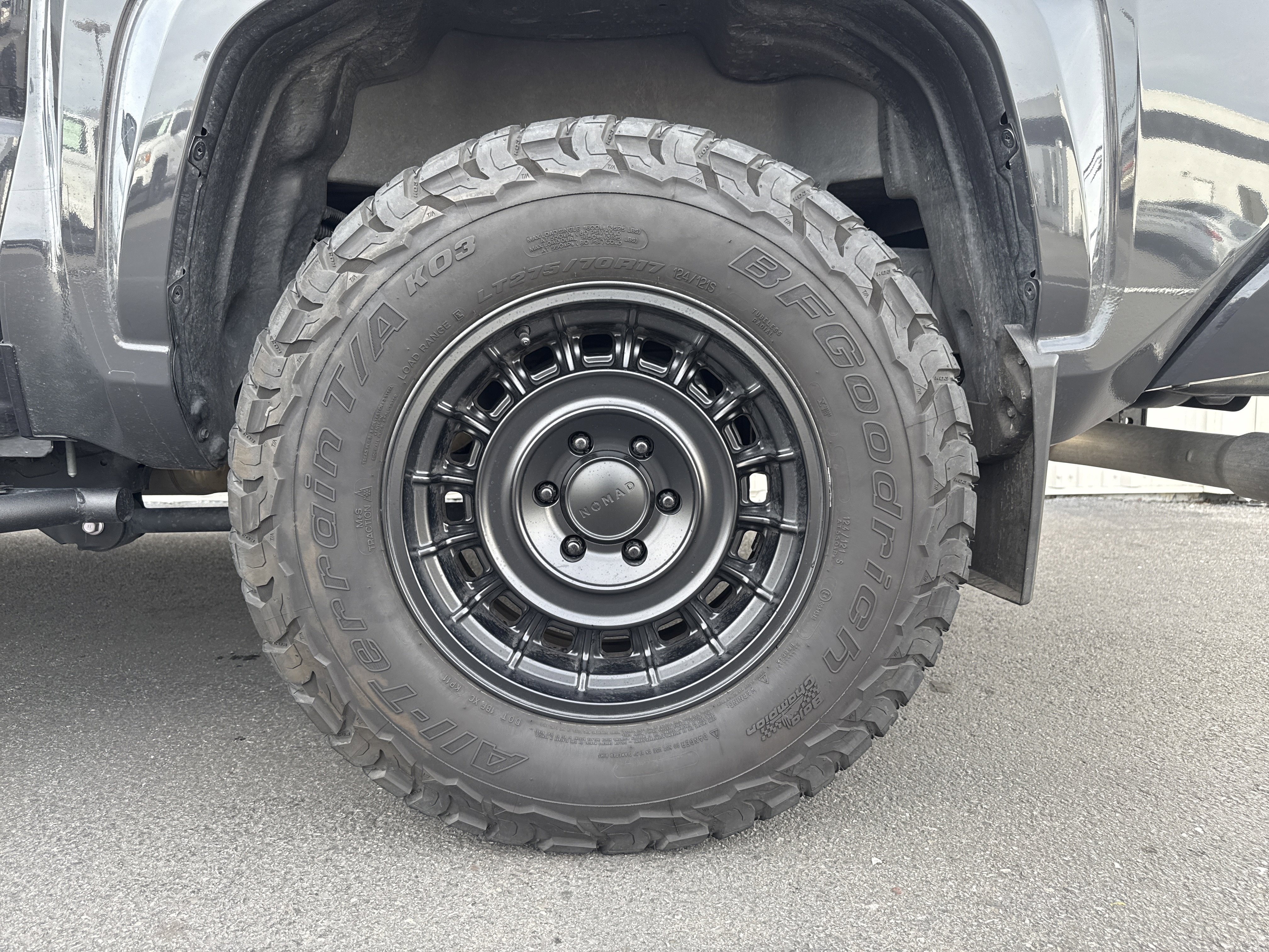 Used 2024 Toyota Tacoma SR5 image 3