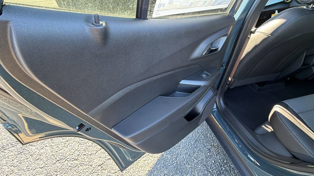 New 2026 Chevrolet Trax LT w/ Driver Confidence Package image 15