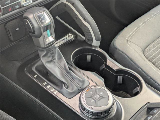 Used 2022 Ford Bronco Outer Banks image 11