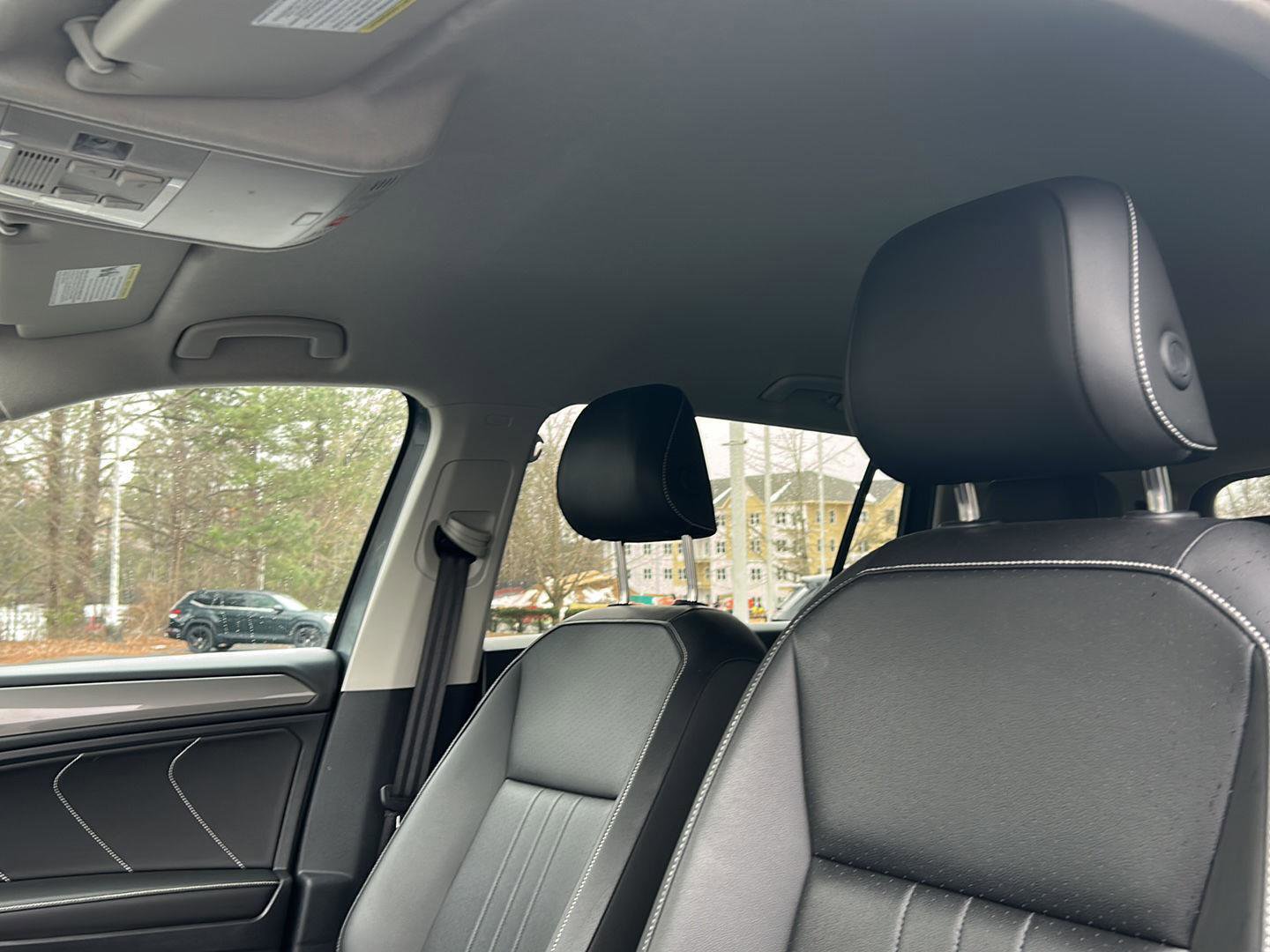 Used 2024 Volkswagen Tiguan SE image 14