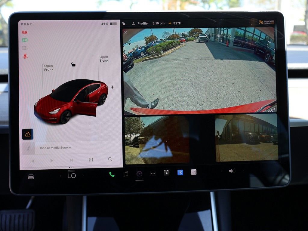 Used 2018 Tesla Model 3 Long Range RWD image 53