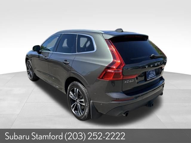 Used 2018 Volvo XC60 T6 Momentum w/ Vision Package AWD/4WD image 5