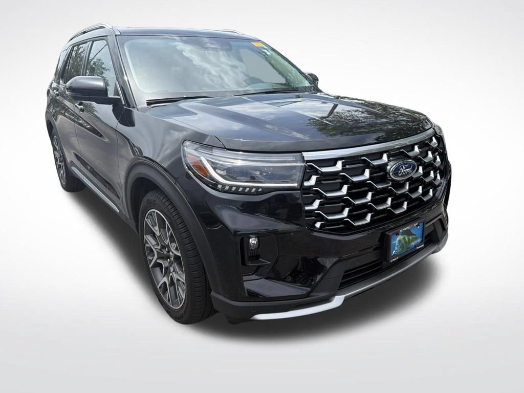 Used 2025 Ford Explorer Platinum w/ Ultimate Package RWD image 2