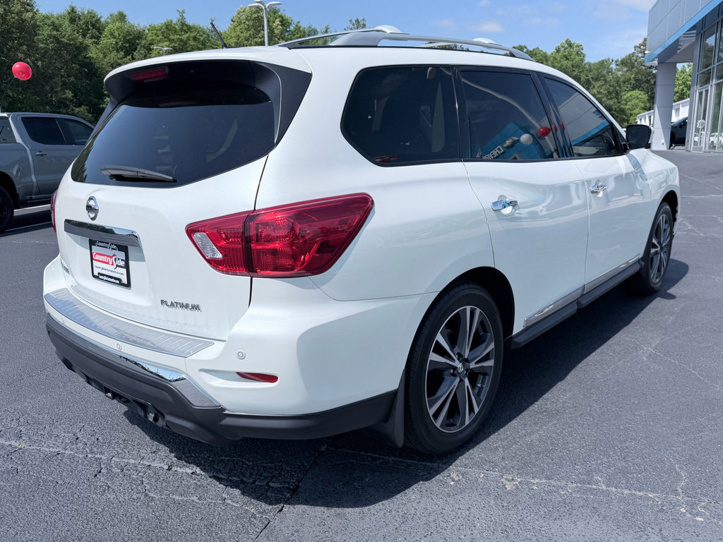 Used 2018 Nissan Pathfinder Platinum FWD image 6