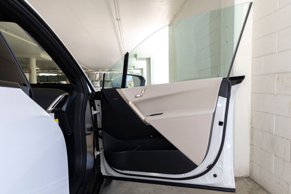 New 2026 BMW iX xDrive45 image 25