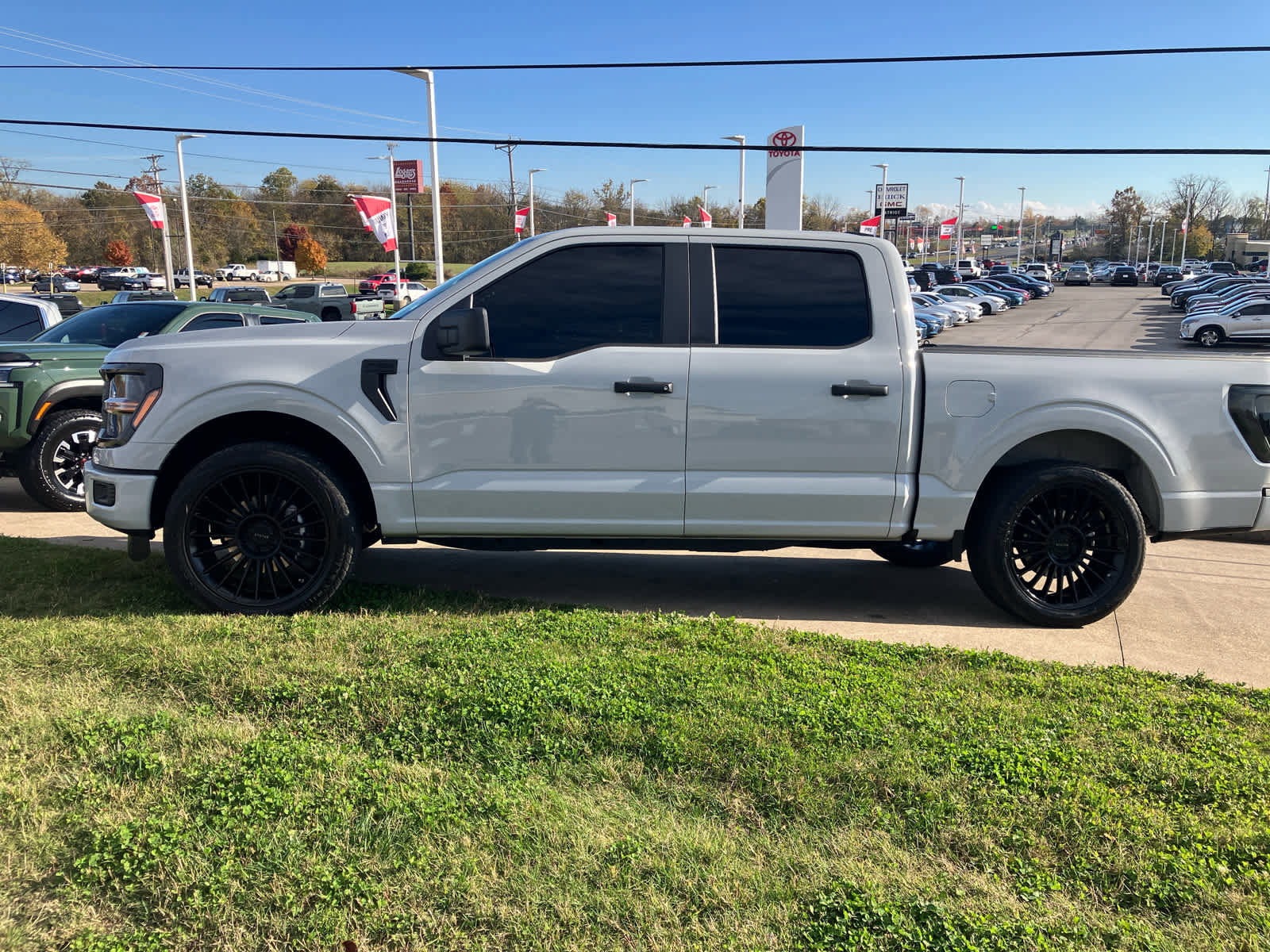 Used 2024 Ford F150 STX image 4
