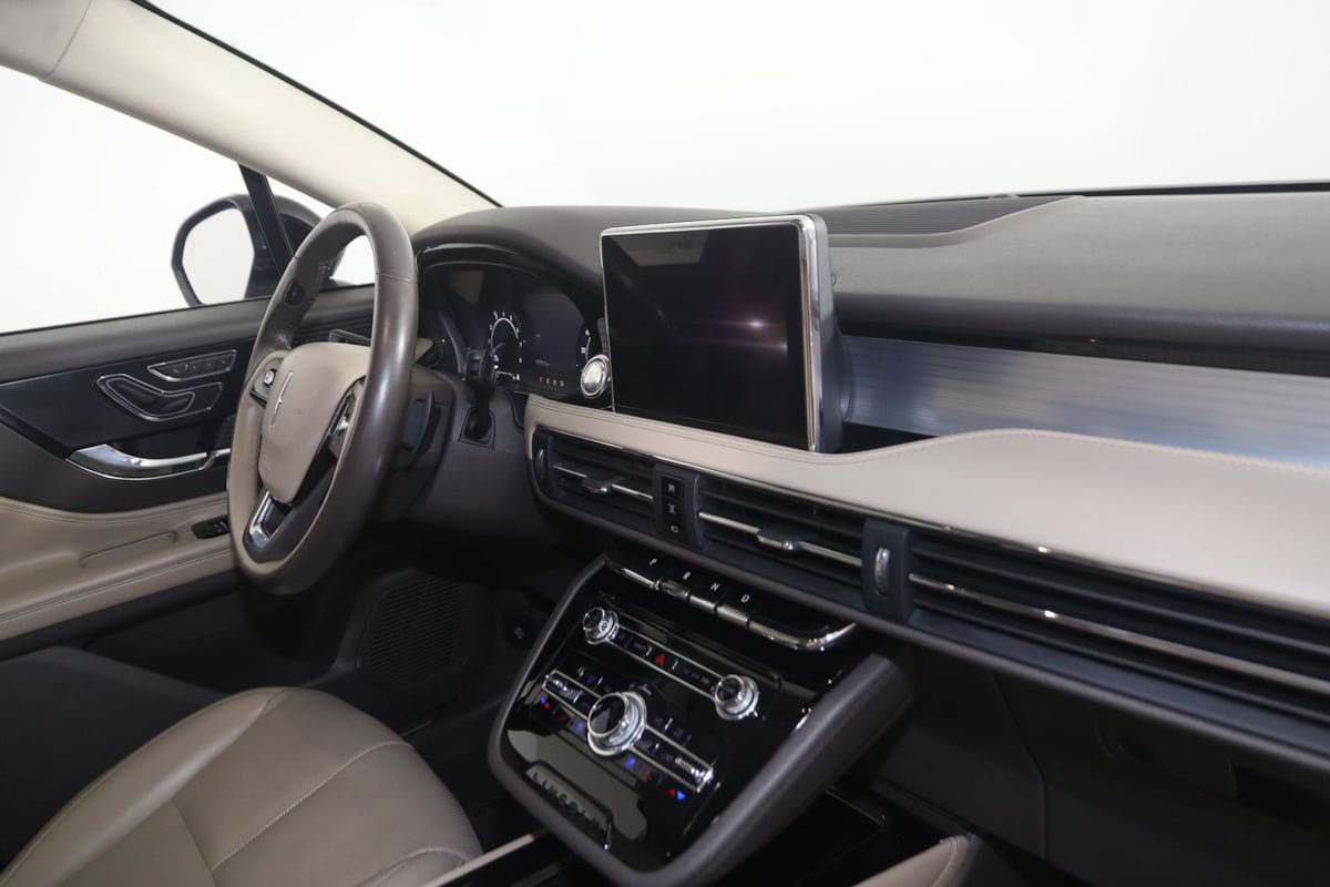Used 2020 Lincoln Corsair AWD w/ Equipment Group 101A image 42