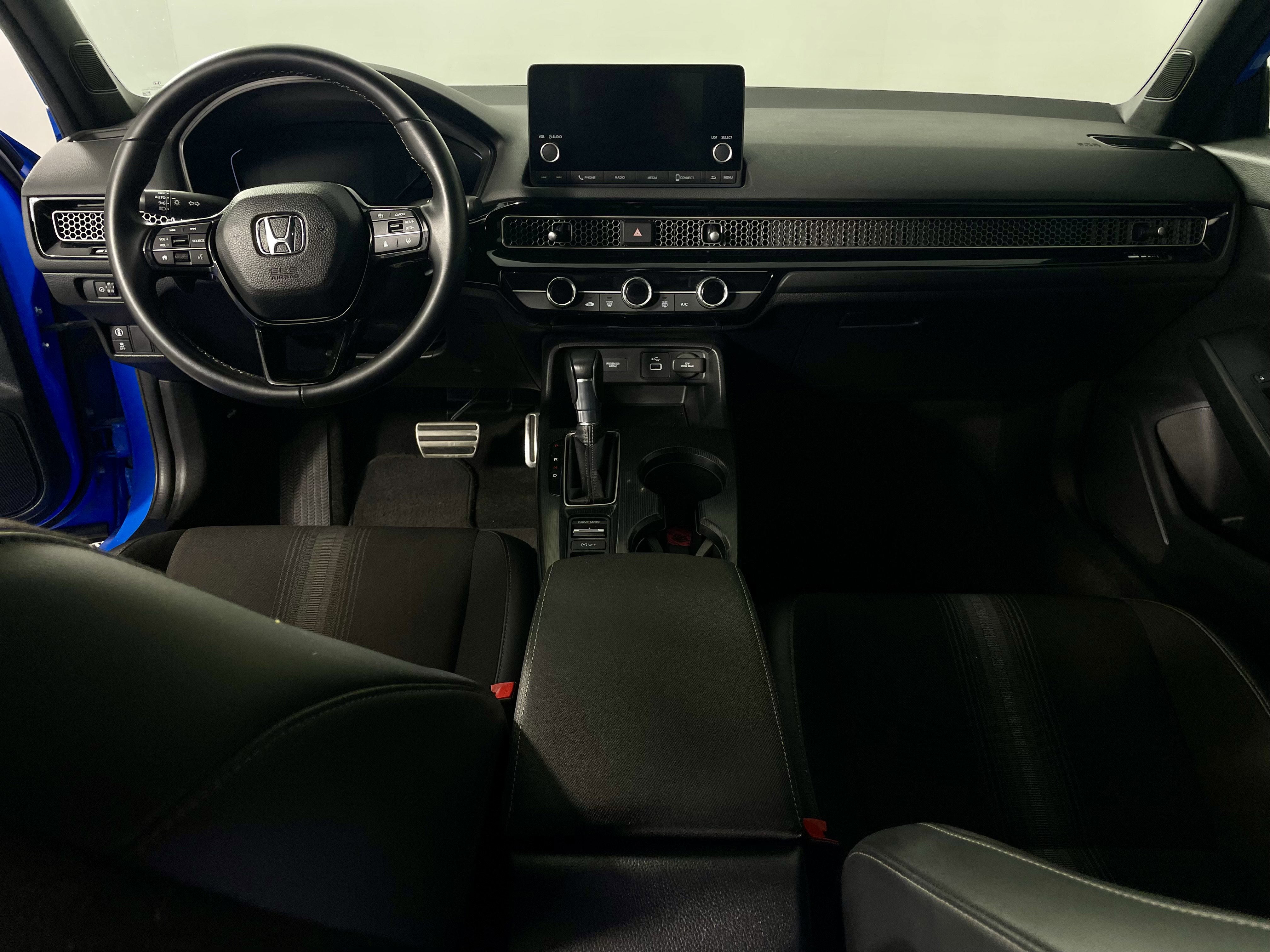 Used 2023 Honda Civic Sport image 25