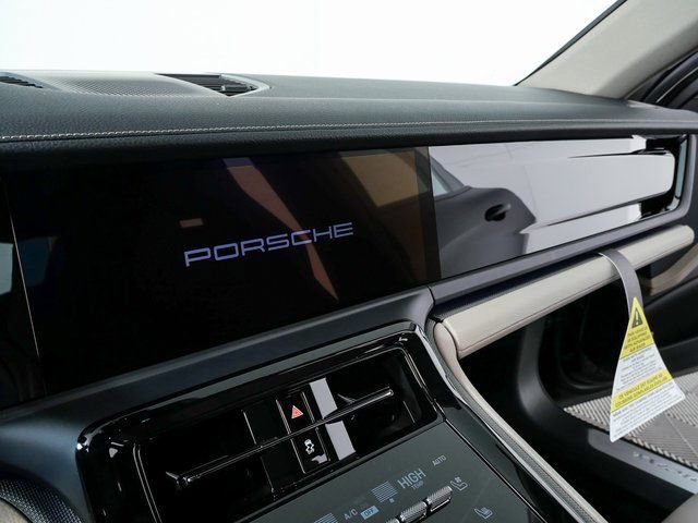 New 2026 Porsche Panamera image 13