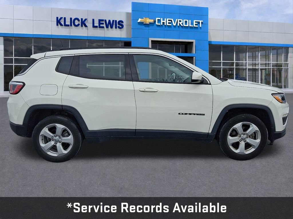 Used 2019 Jeep Compass Latitude w/ Cold Weather Group image 8