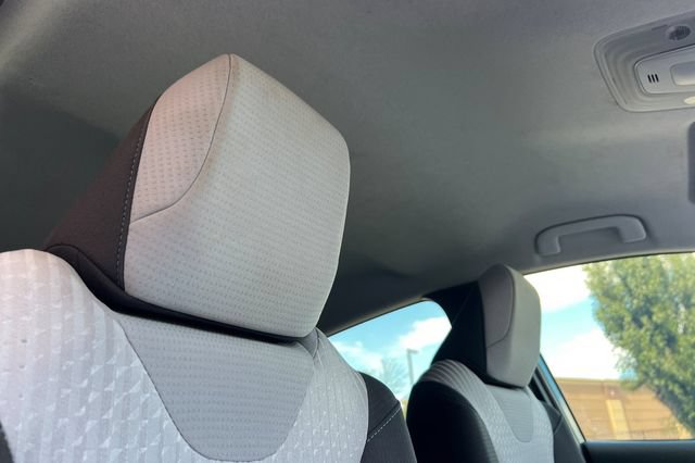 Used 2017 Toyota Prius Four FWD image 18