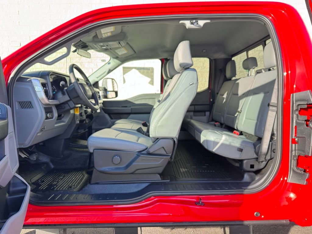 New 2026 Ford F350 XL w/ XL Off-Road Package image 19