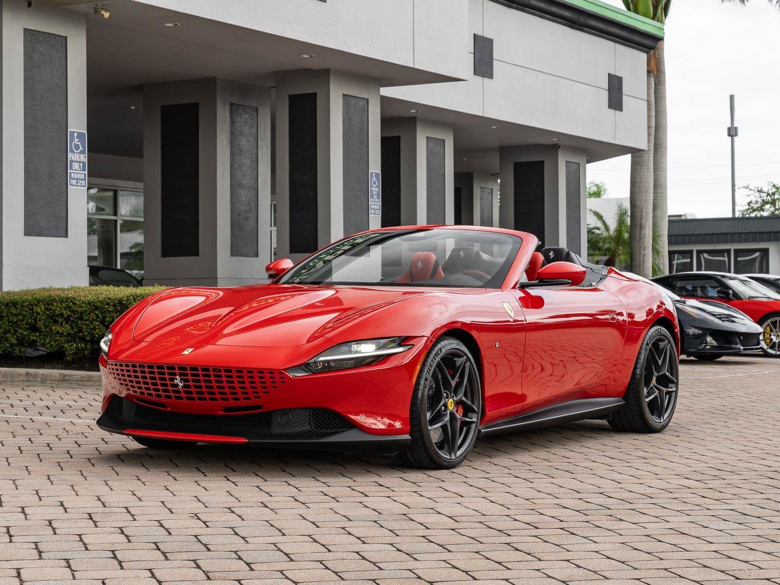 Used 2024 Ferrari Roma Spider RWD image 34