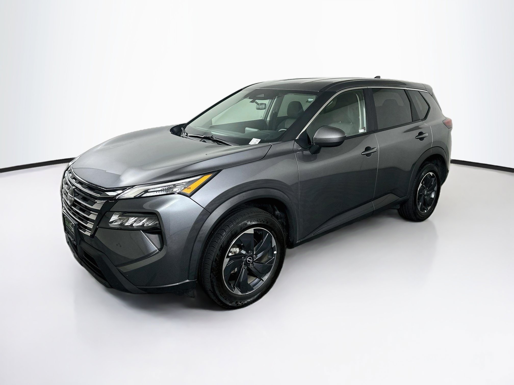 Used 2025 Nissan Rogue SV FWD image 3