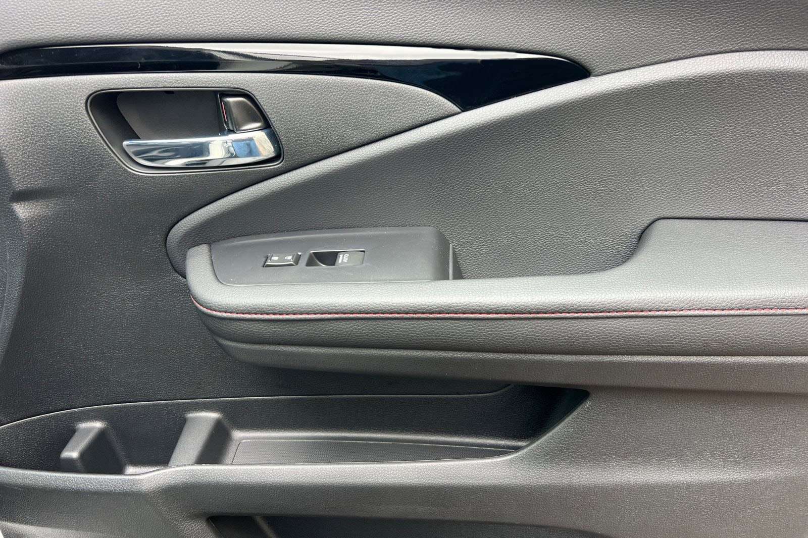 New 2026 Honda Ridgeline Black Edition image 28