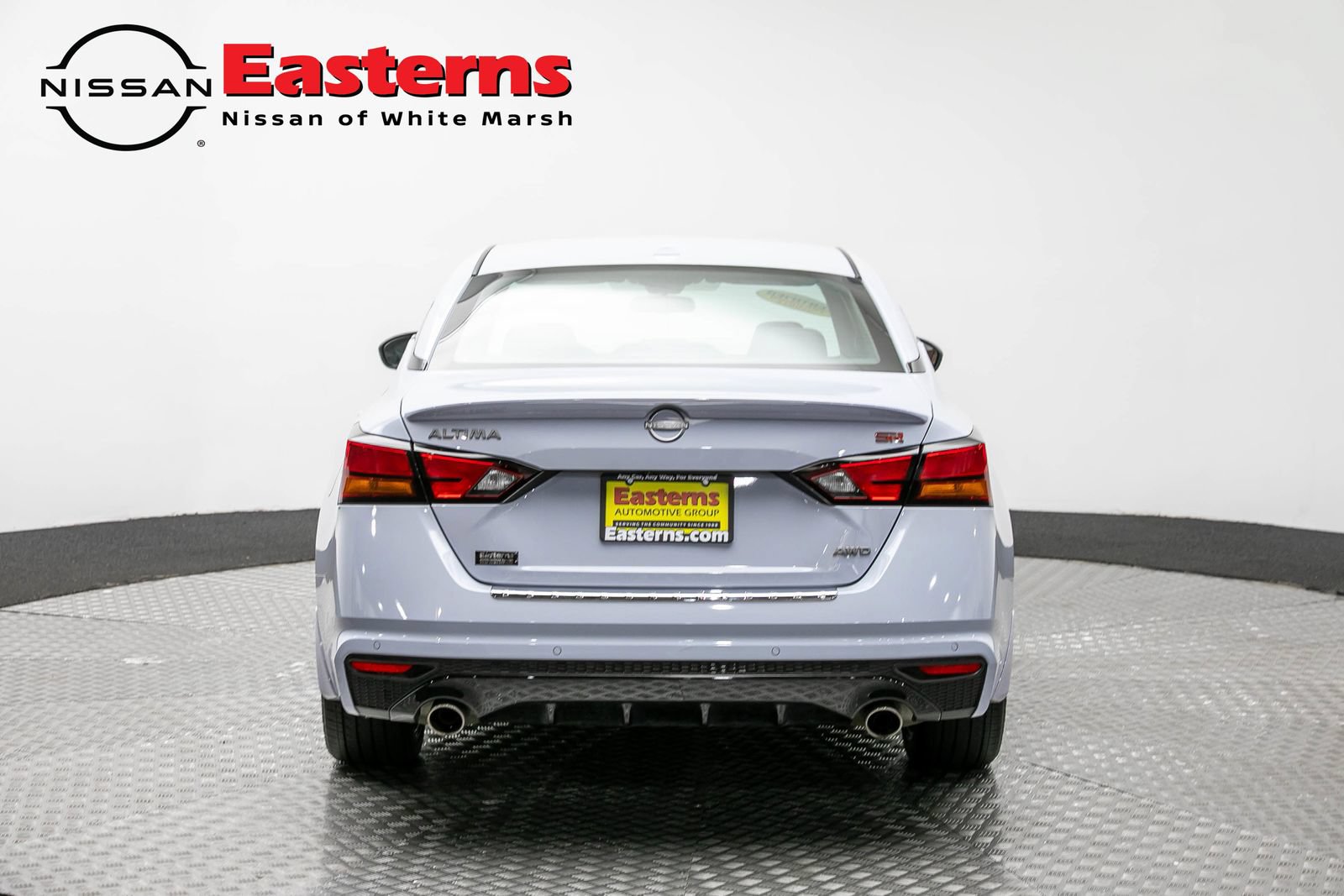 Used 2023 Nissan Altima 2.5 SR AWD/4WD image 5