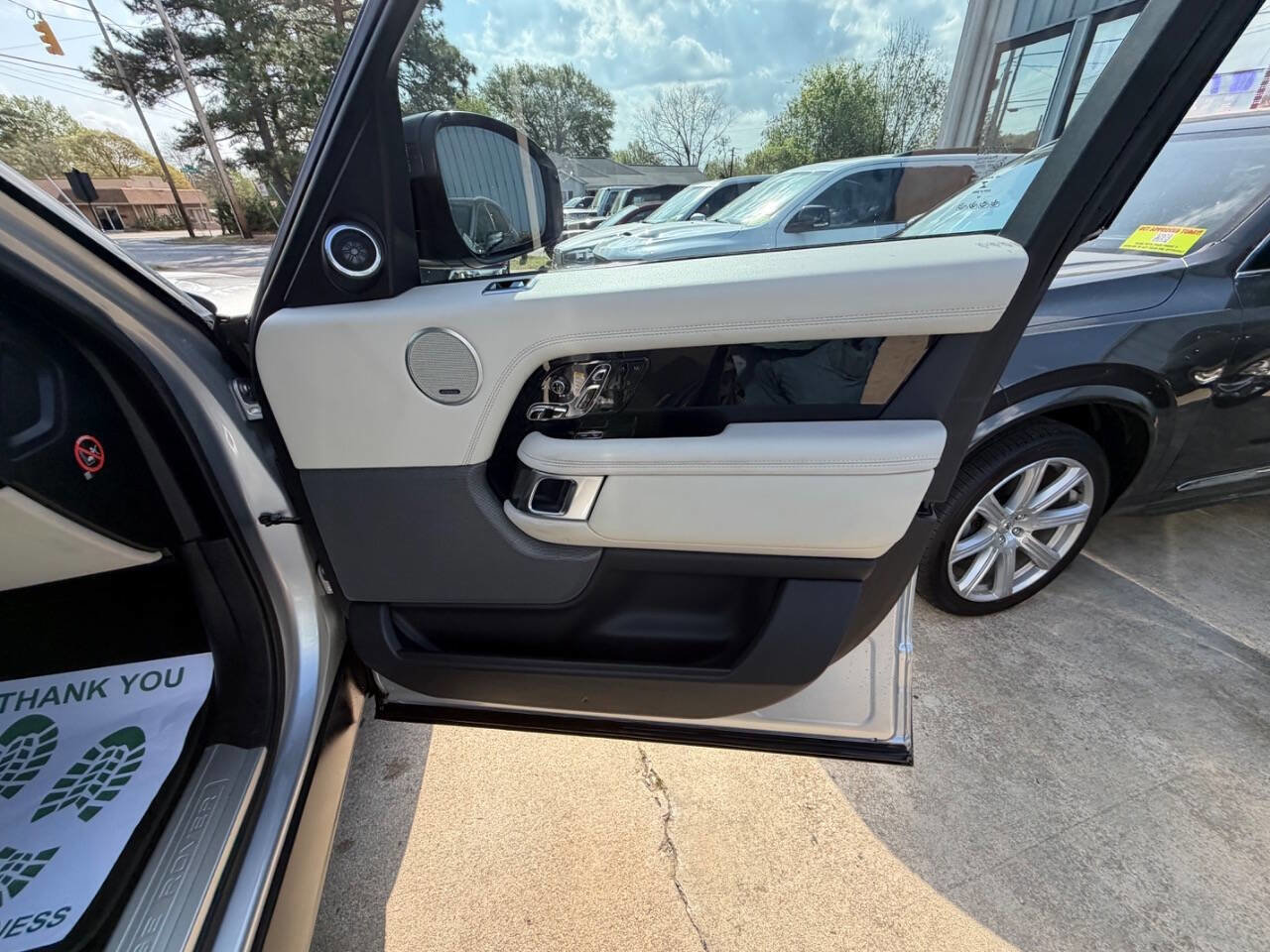 Used 2018 Land Rover Range Rover HSE AWD/4WD image 19