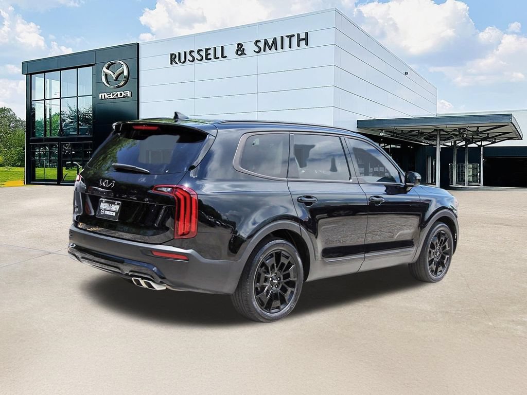 Used 2022 Kia Telluride SX w/ Nightfall Edition Package AWD/4WD image 4