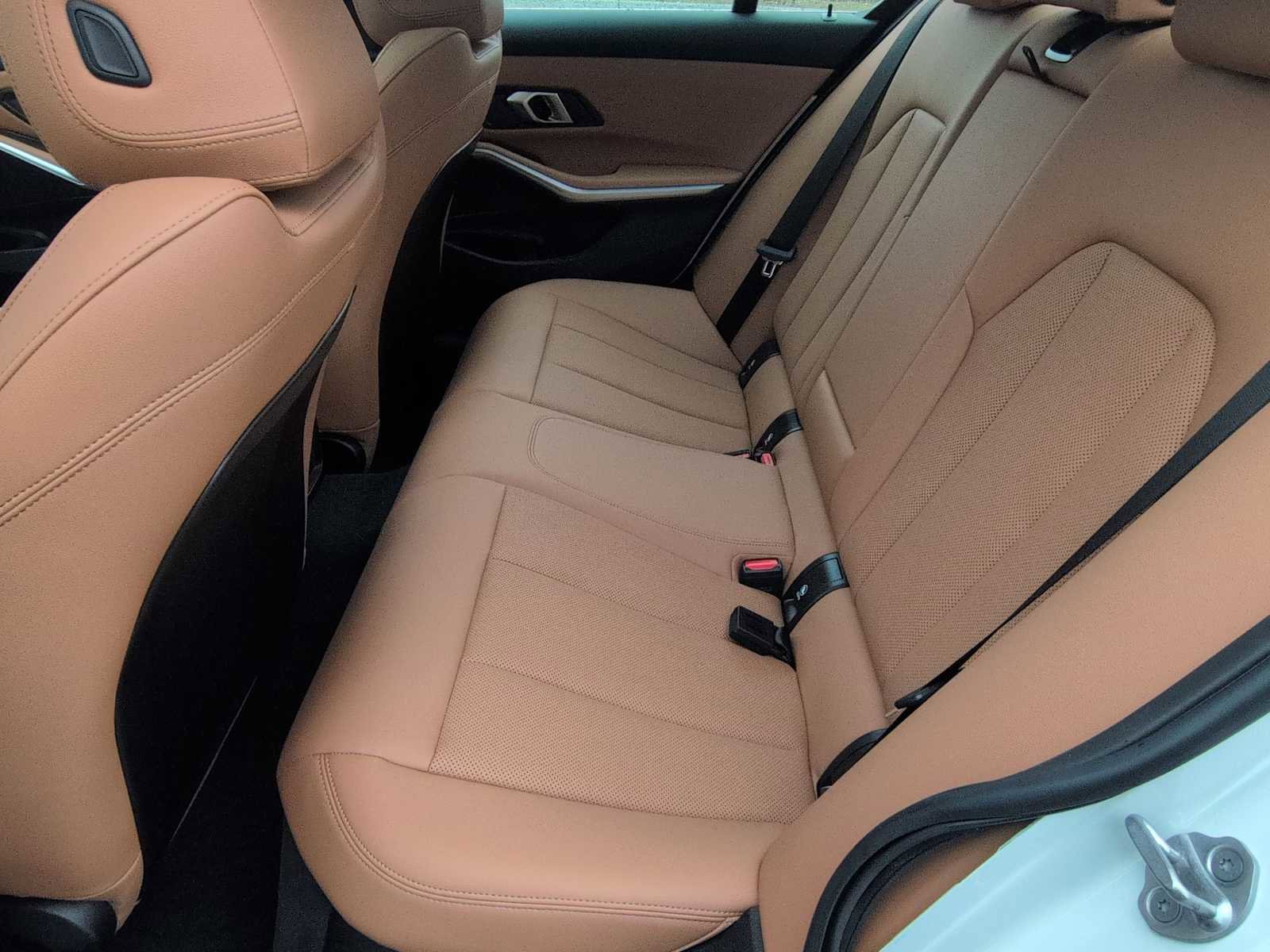 Used 2024 BMW 330i xDrive 330i xDrive w/ Convenience Package image 27