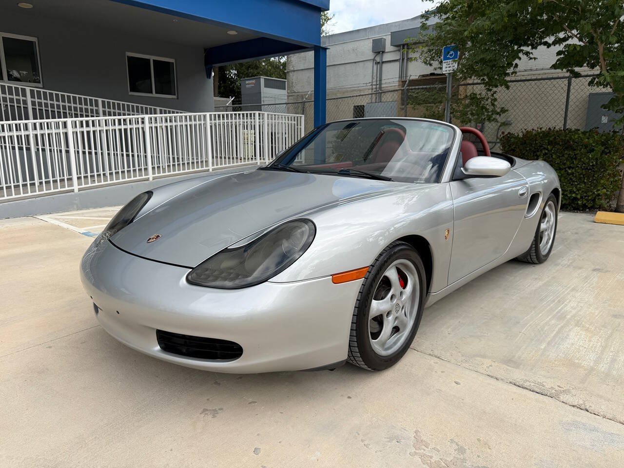 Used 1997 Porsche Boxster RWD image 2
