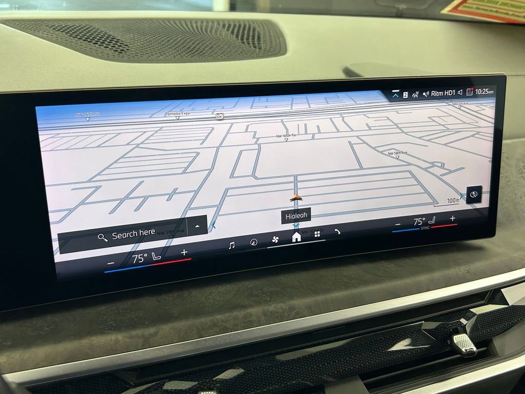 Used 2024 BMW X5 sDrive40i w/ M Sport Package image 23