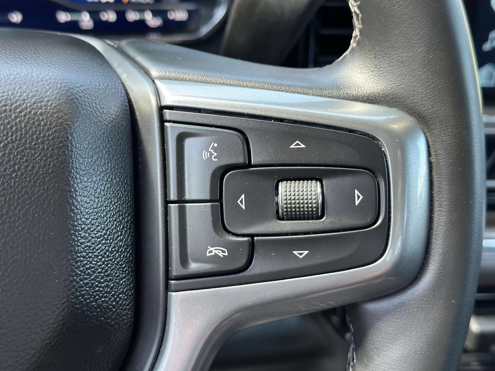 Certified 2025 Chevrolet Silverado 2500 LT w/ Convenience Package AWD/4WD image 18