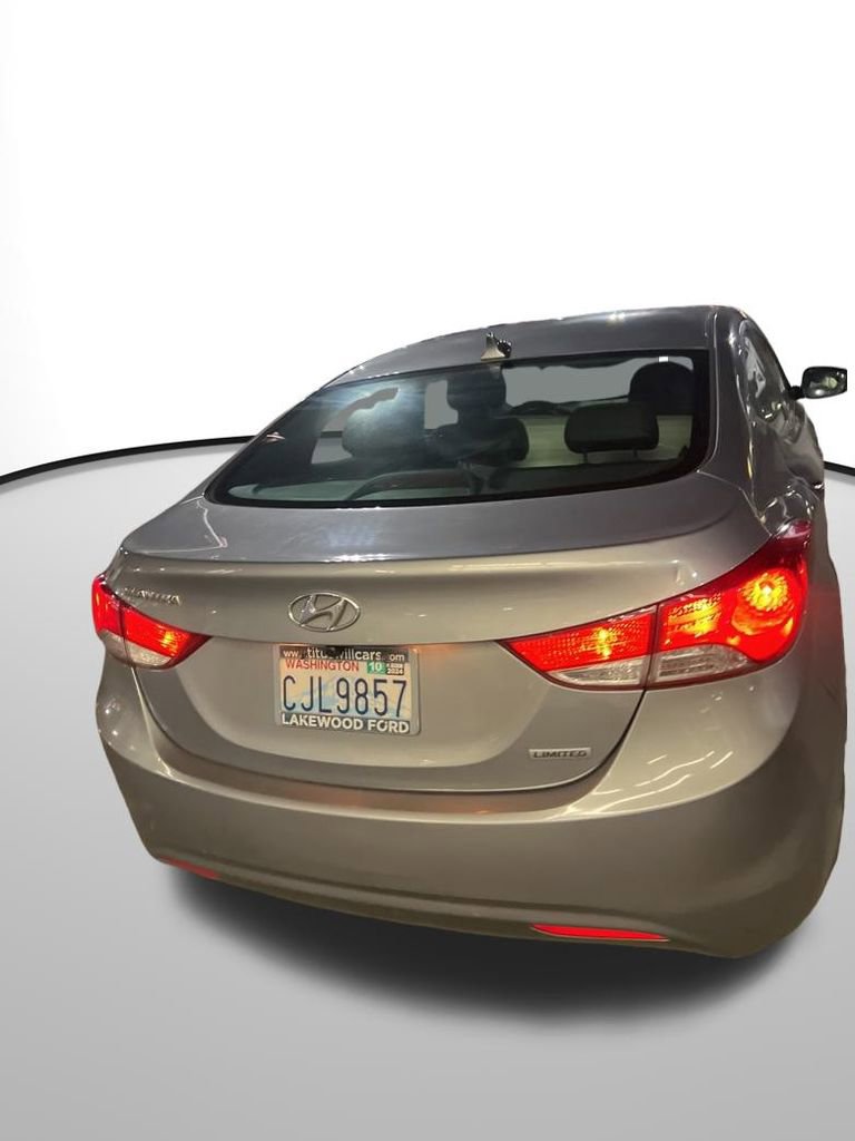 Used 2013 Hyundai Elantra Limited image 7