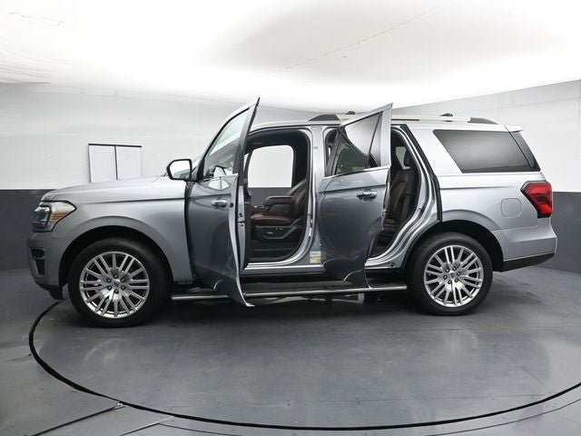 Used 2024 Ford Expedition Limited AWD/4WD image 40