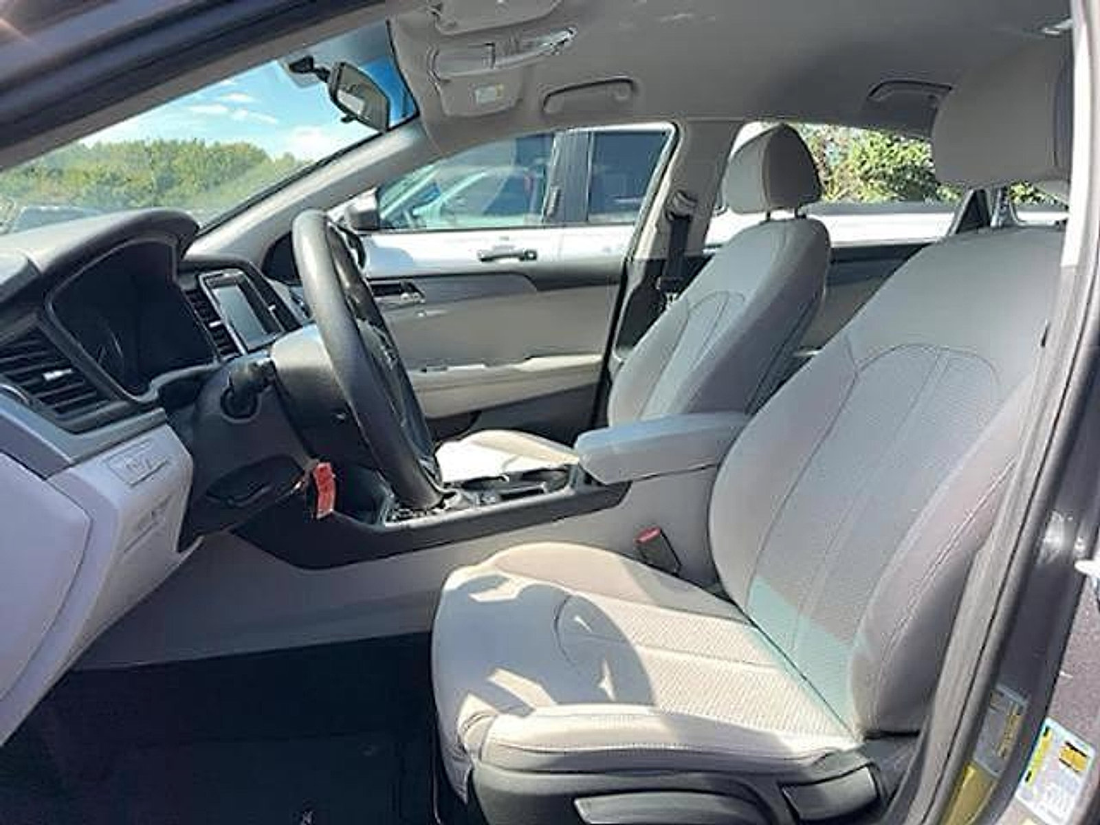 Used 2018 Hyundai Sonata ECO image 10