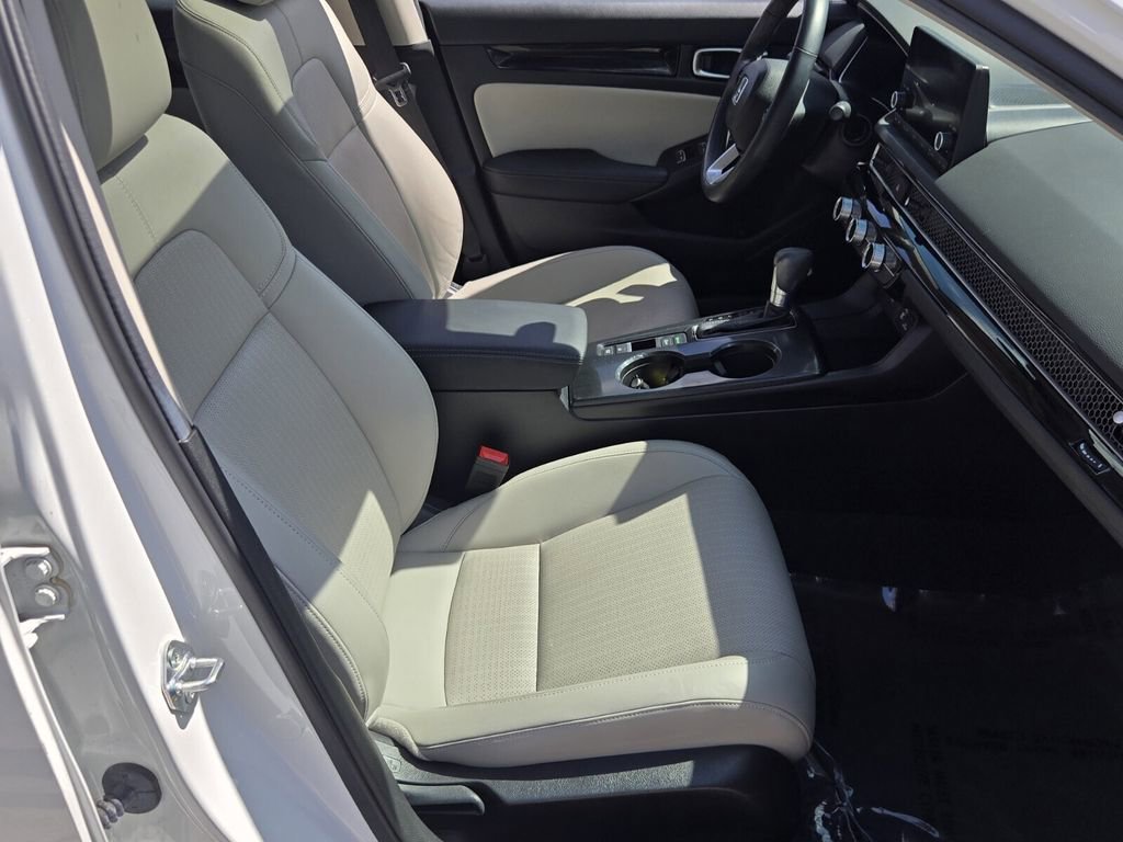 Used 2024 Honda Civic EX-L image 16