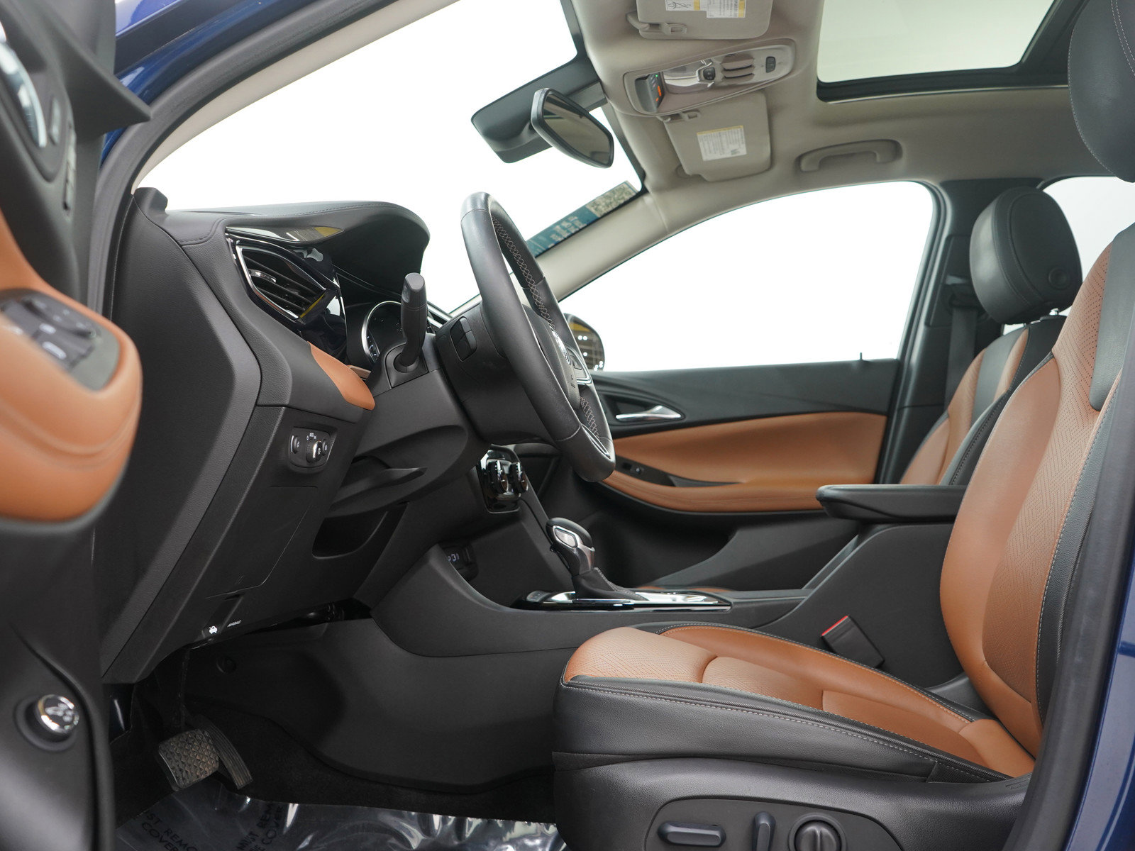 Used 2023 Buick Encore GX Essence w/ Experience Buick Package image 23