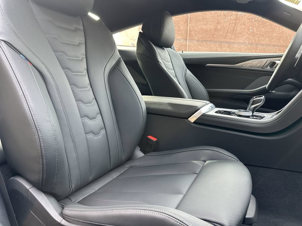Used 2026 BMW 840i xDrive Coupe AWD/4WD image 25