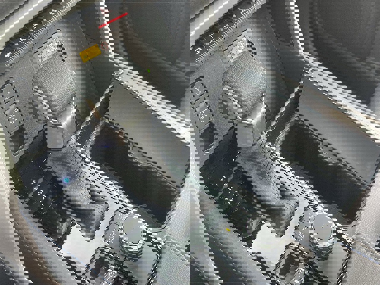 Used 2024 Toyota Tundra Platinum image 29