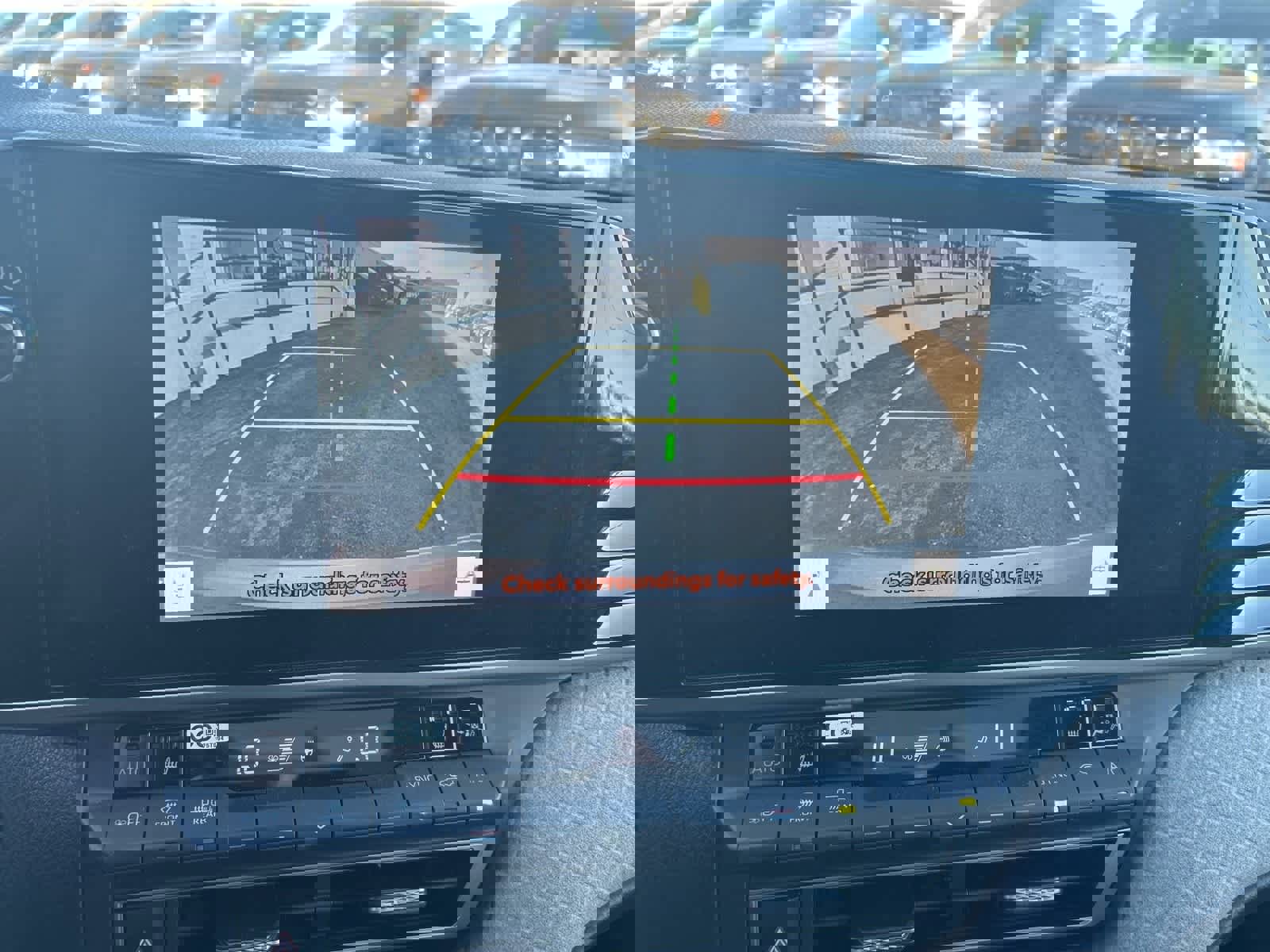 Used 2025 Toyota Camry XLE image 32