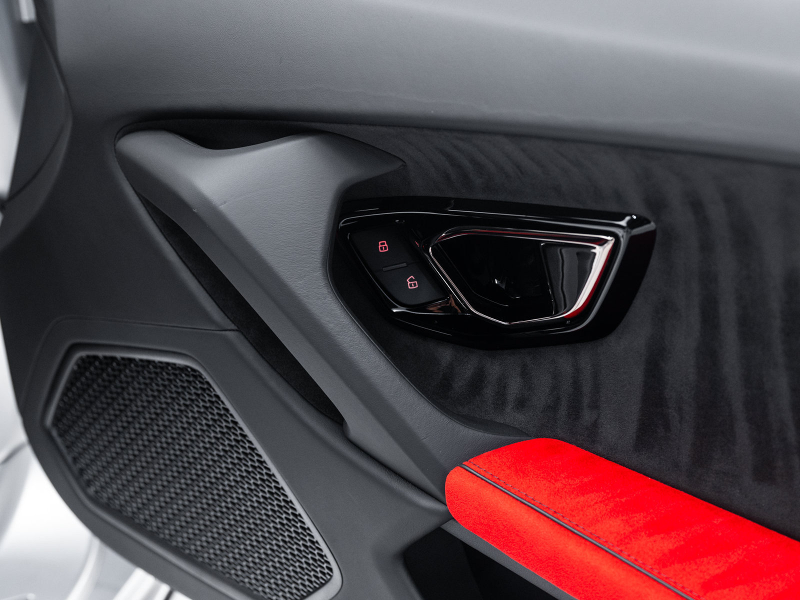 Used 2020 Lamborghini Huracan EVO AWD/4WD image 47