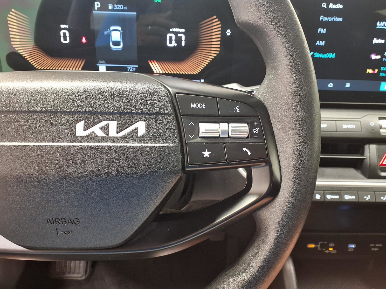 Used 2025 Kia K4 LXS FWD image 20