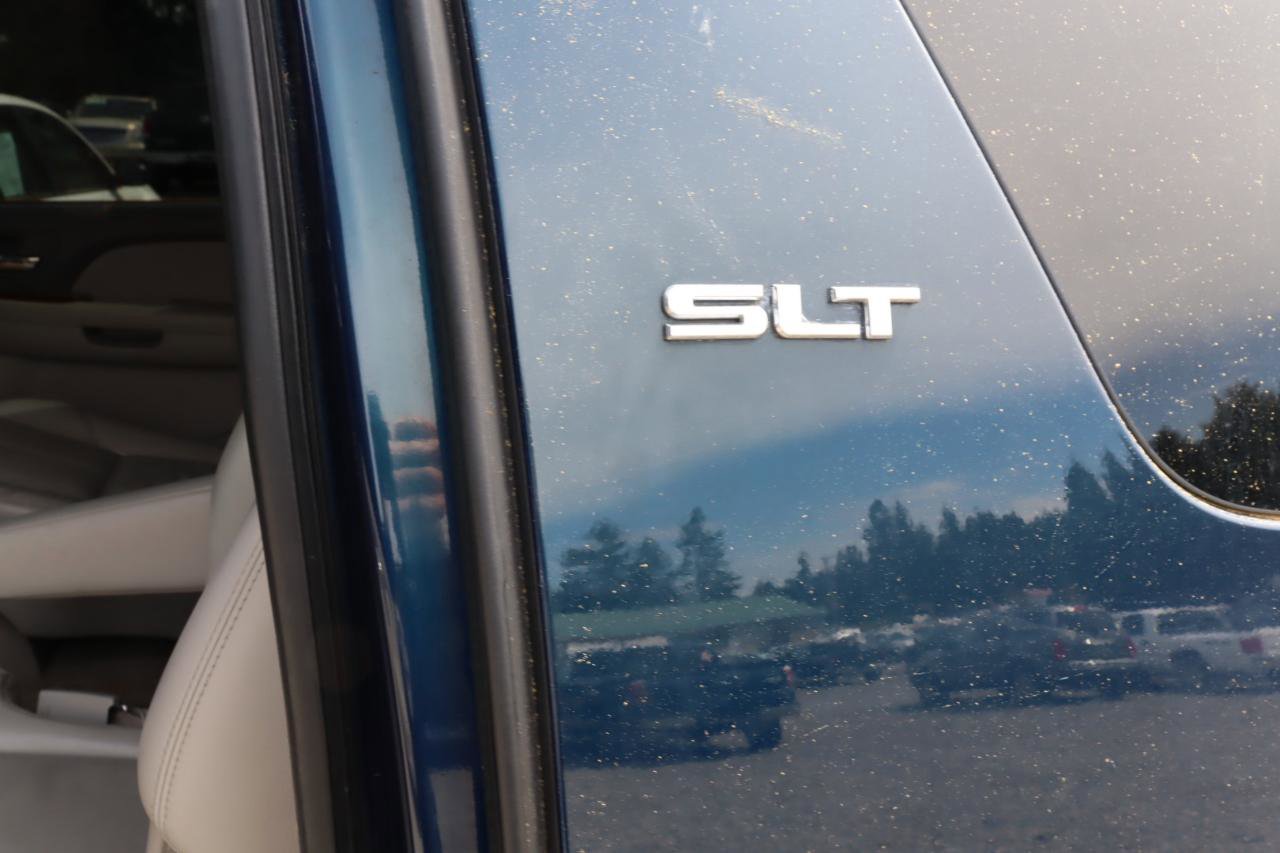 Used 2007 GMC Yukon XL SLT w/ SLT Preferred Equipment Group AWD/4WD image 8