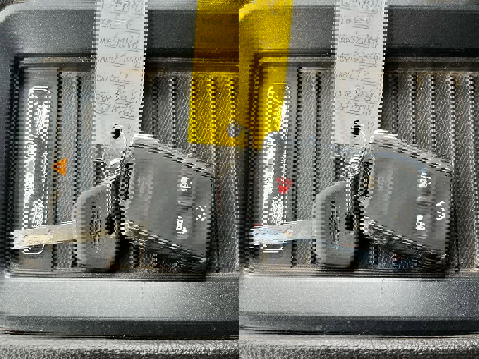 Used 2018 Chevrolet Silverado 2500 LTZ w/ Midnight Edition image 36