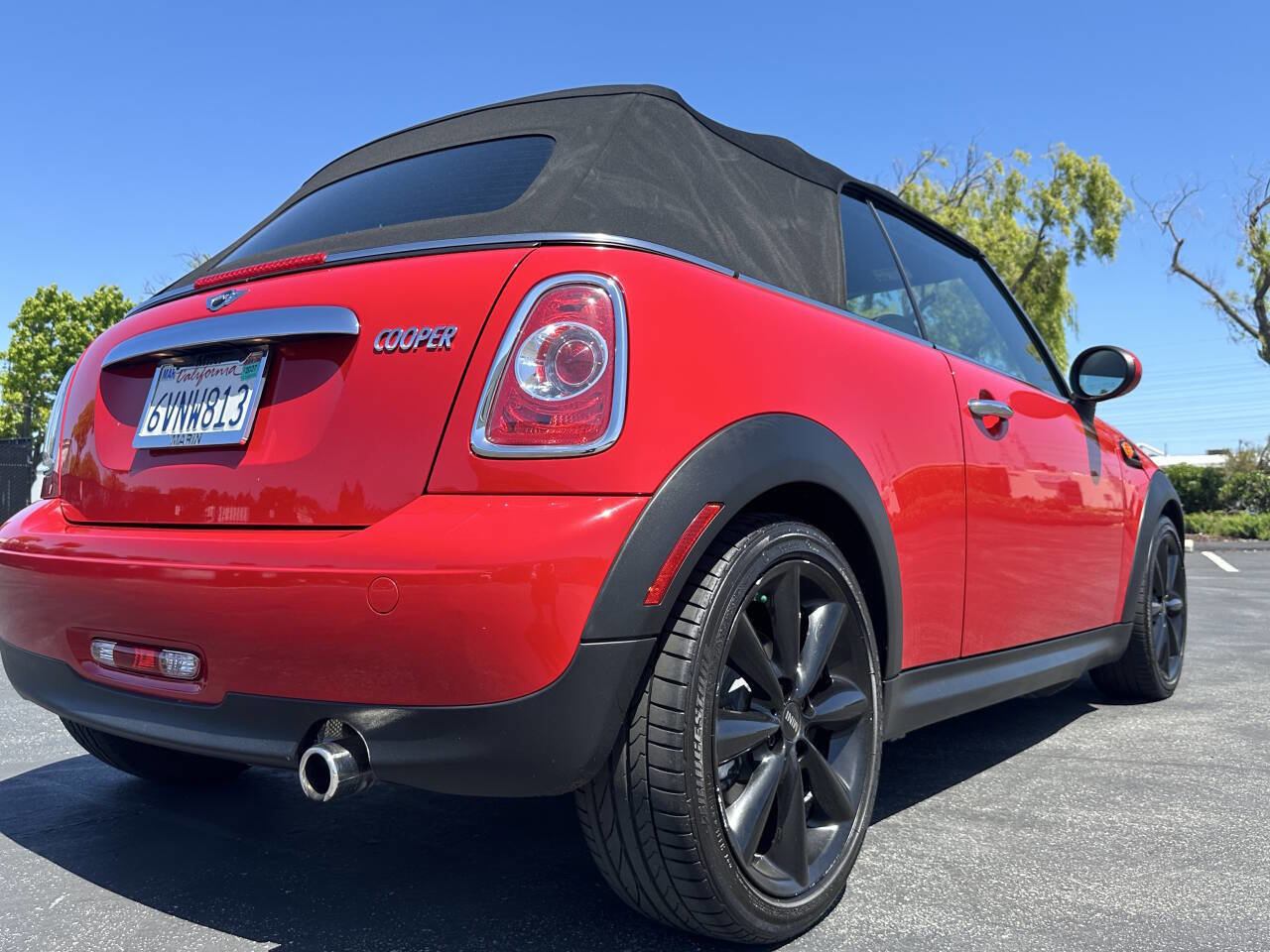 Used 2012 MINI Cooper Convertible FWD image 3