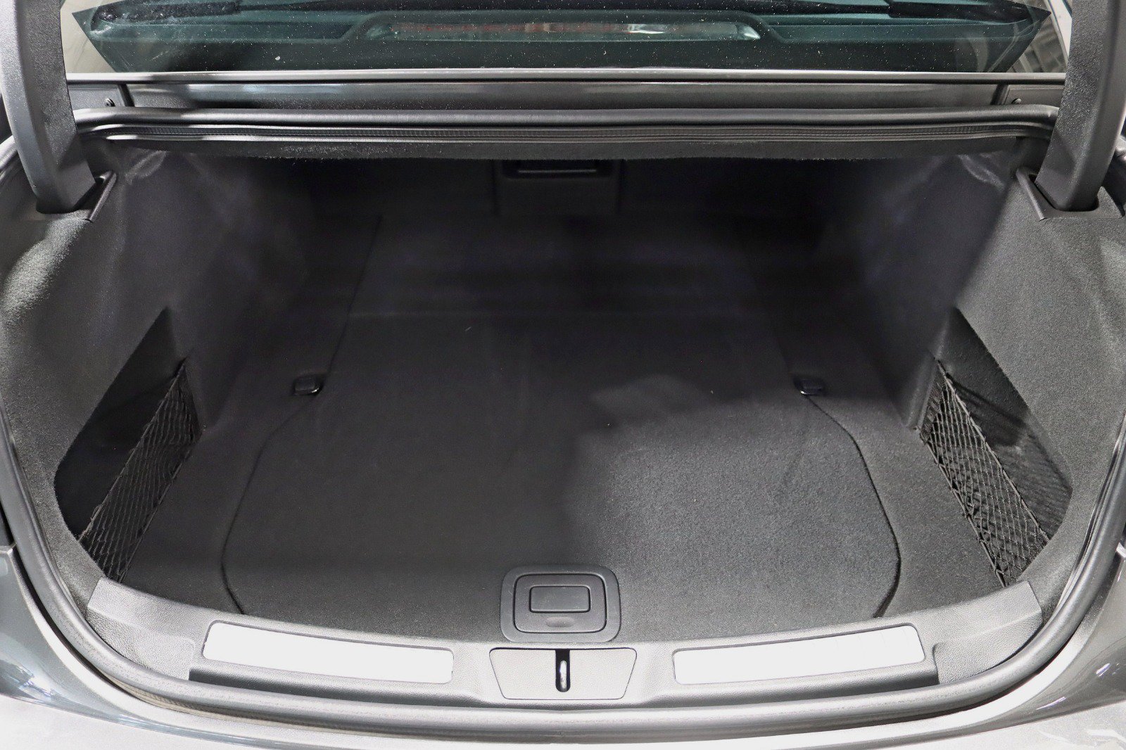 Used 2019 Lincoln Continental Reserve w/ Rear Seat Package AWD/4WD image 39