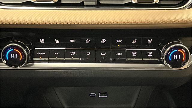 New 2026 Chevrolet Equinox ACTIV w/ Convenience Package III image 18