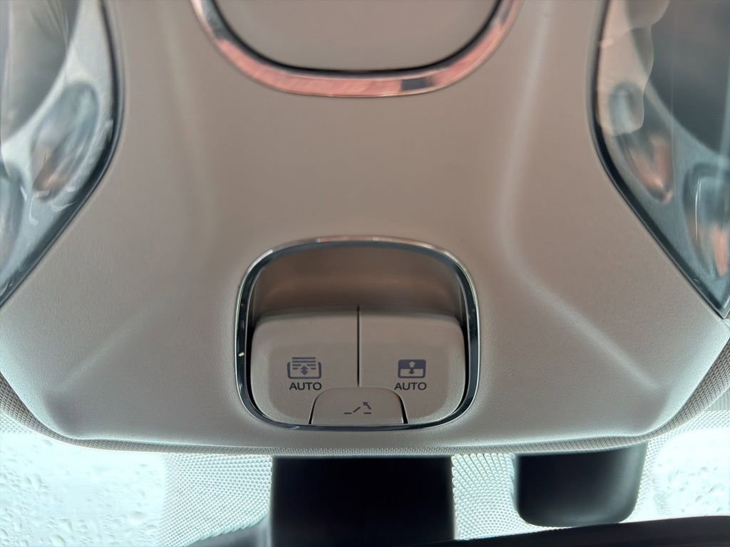 Used 2018 Jeep Compass Limited w/ Navigation Group image 46