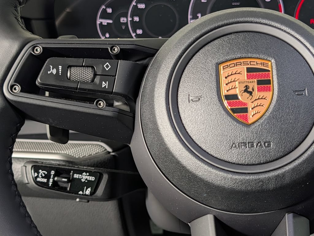 New 2026 Porsche Cayenne Coupe AWD/4WD image 39