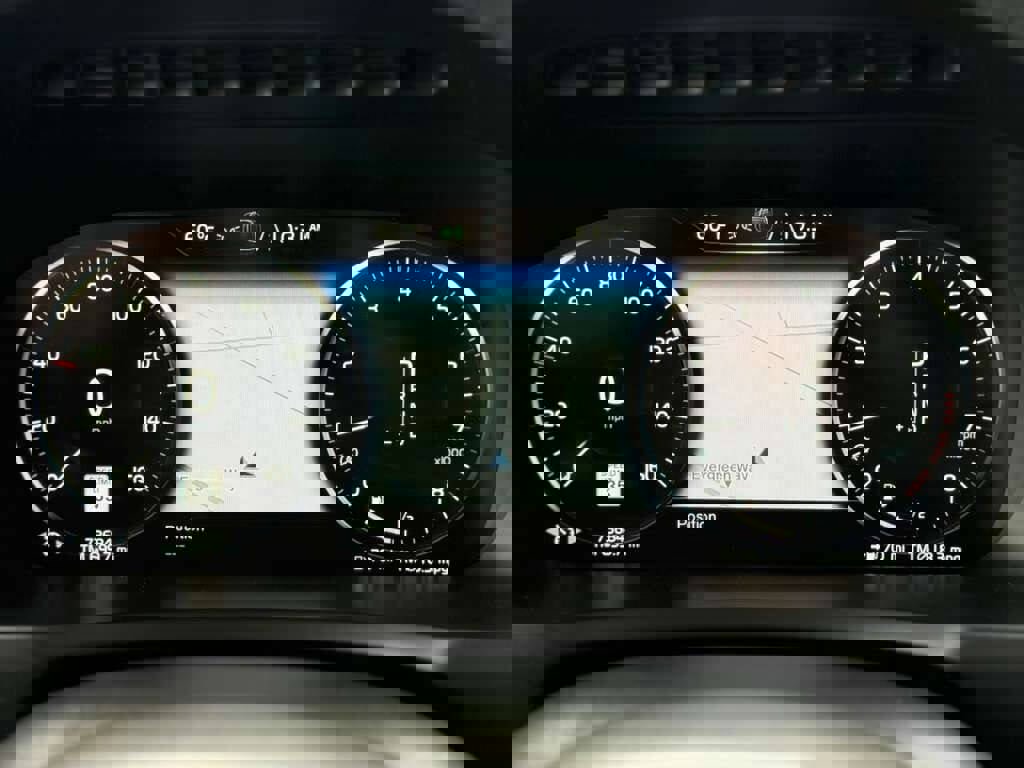 Used 2017 Volvo XC90 T6 Momentum w/ Vision Package image 40