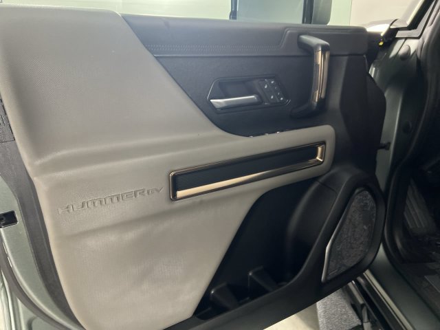 Used 2024 GMC Hummer EV 3X AWD/4WD image 23