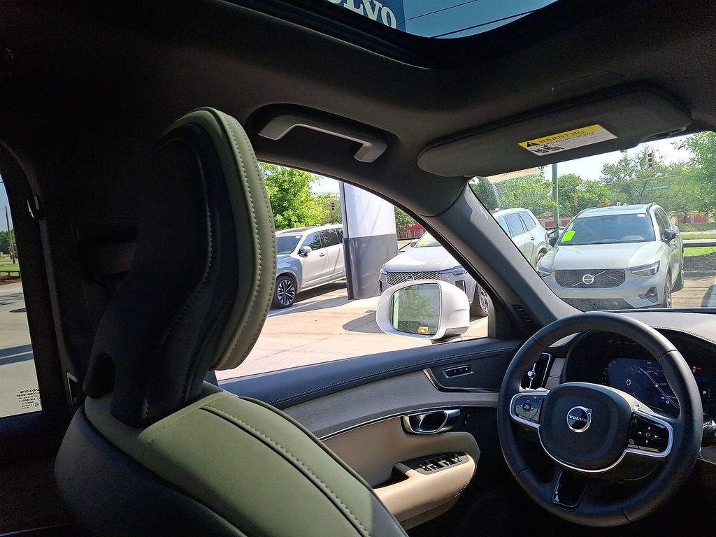 New 2026 Volvo XC90 B6 Core w/ Protection Package Premier AWD/4WD image 15