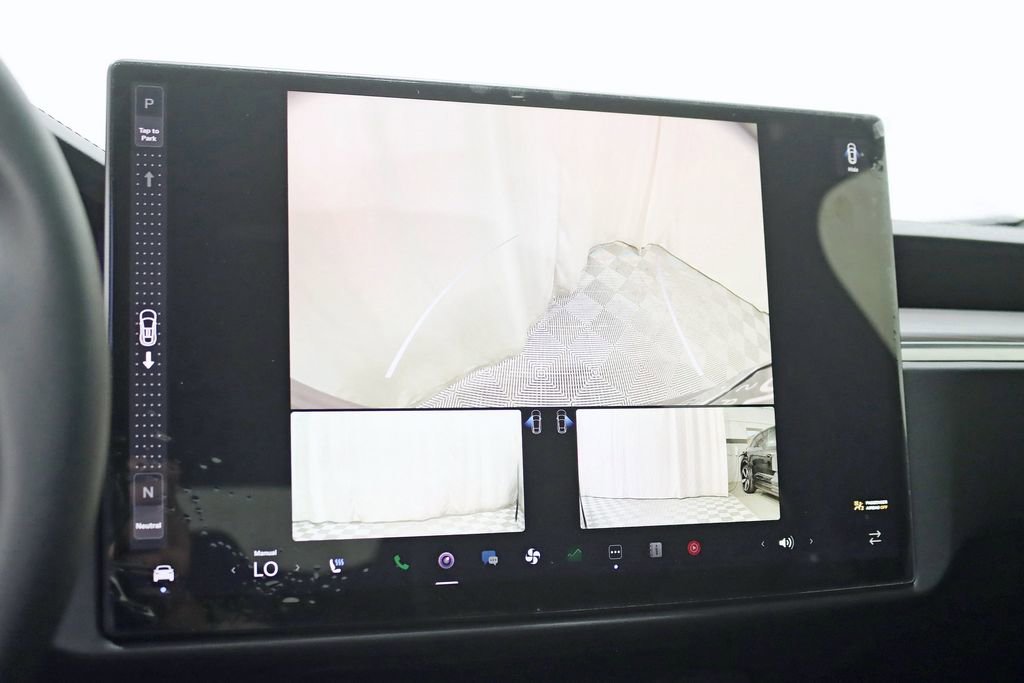 Used 2025 Tesla Model X AWD/4WD image 16